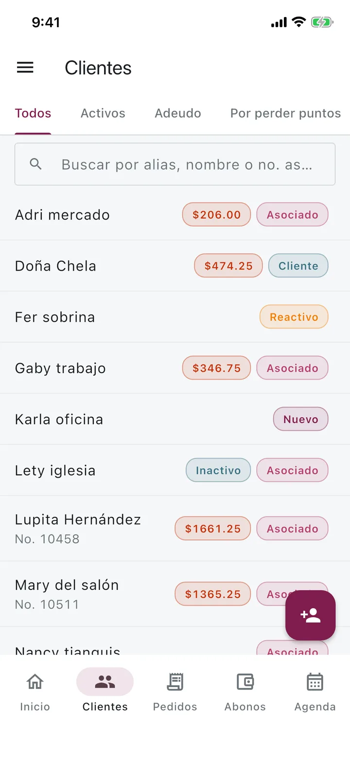 Lista de clientes con su adeudo y su tipo
